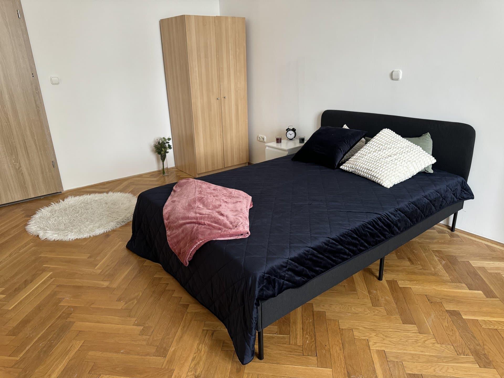 Large Private Room at Lónyay utca 49