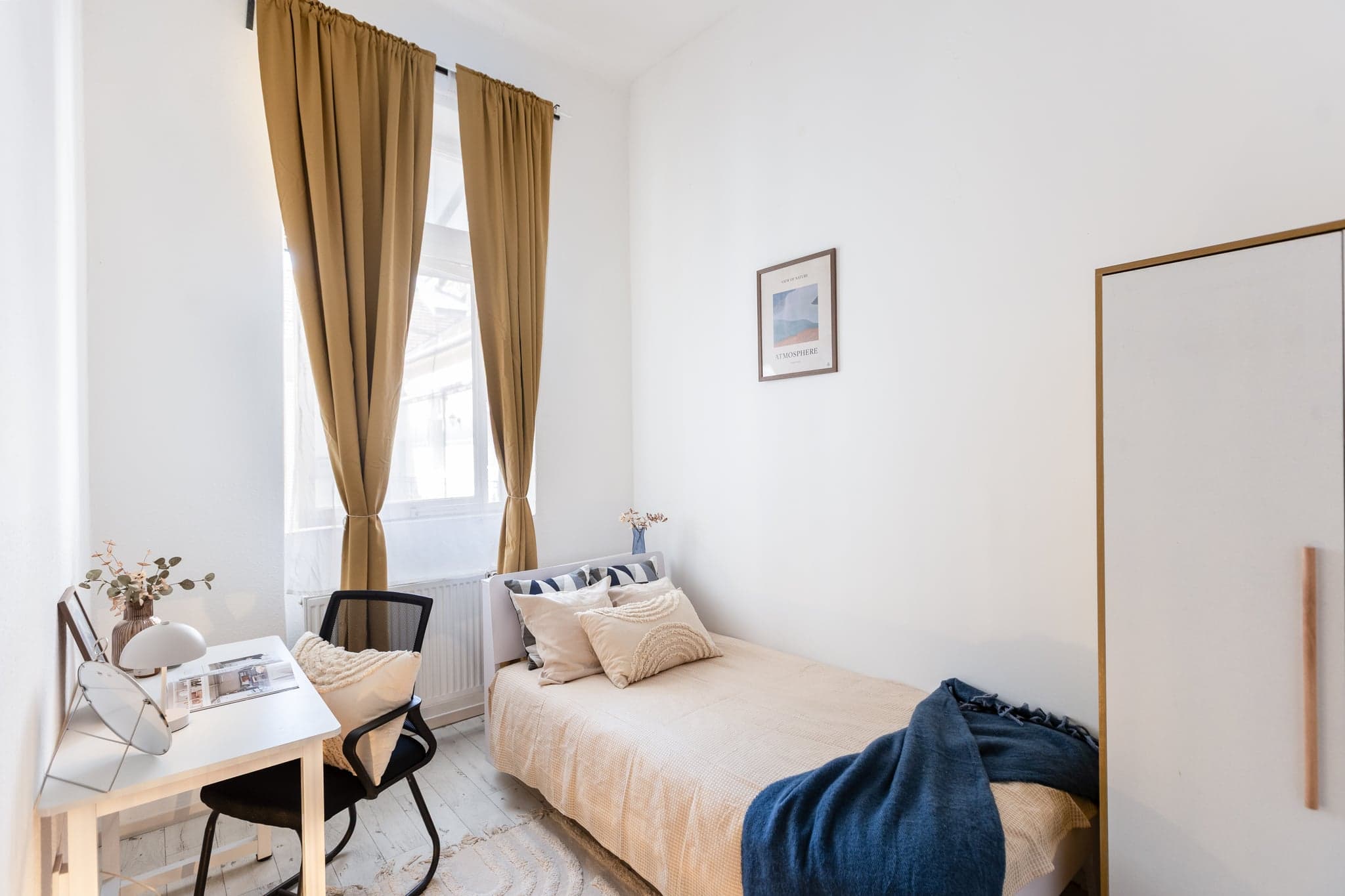 Private Room at Thököly út 18