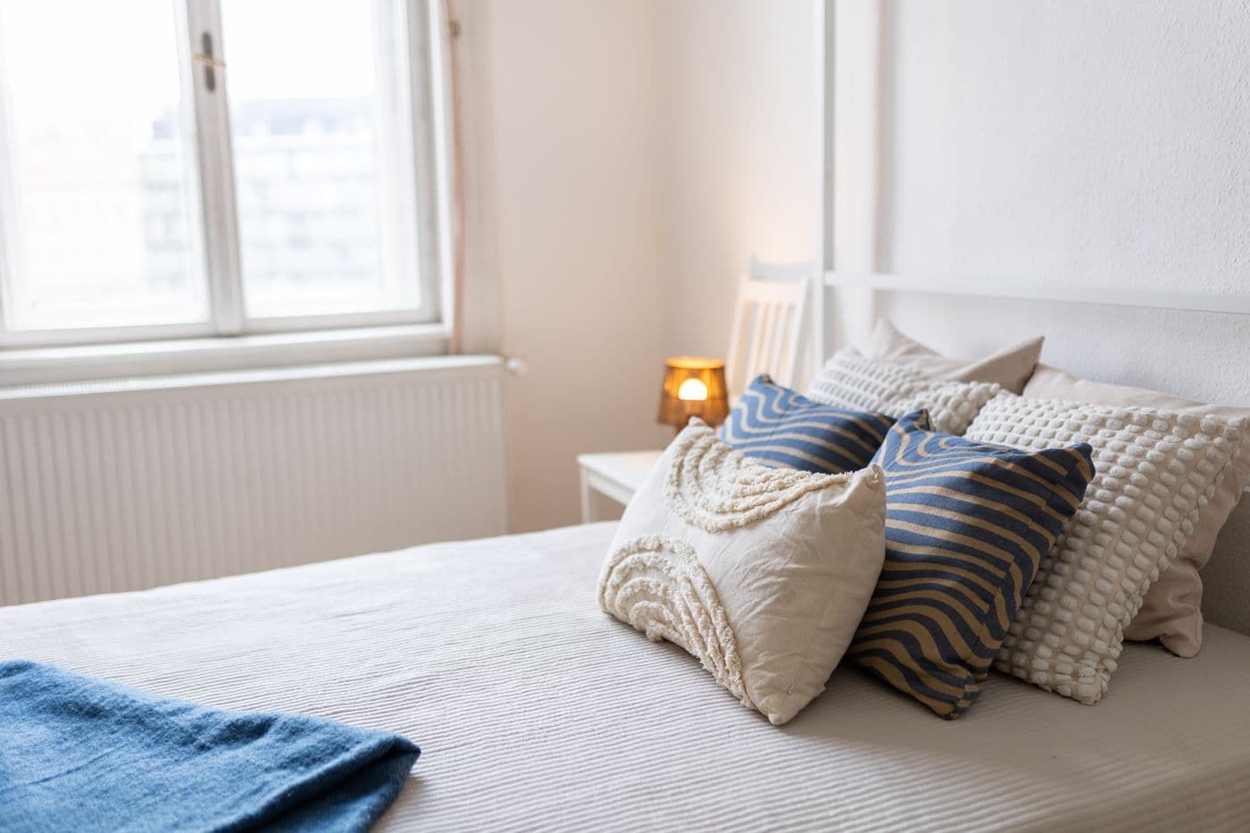 A room at Baross tér 16, image 1 of 5