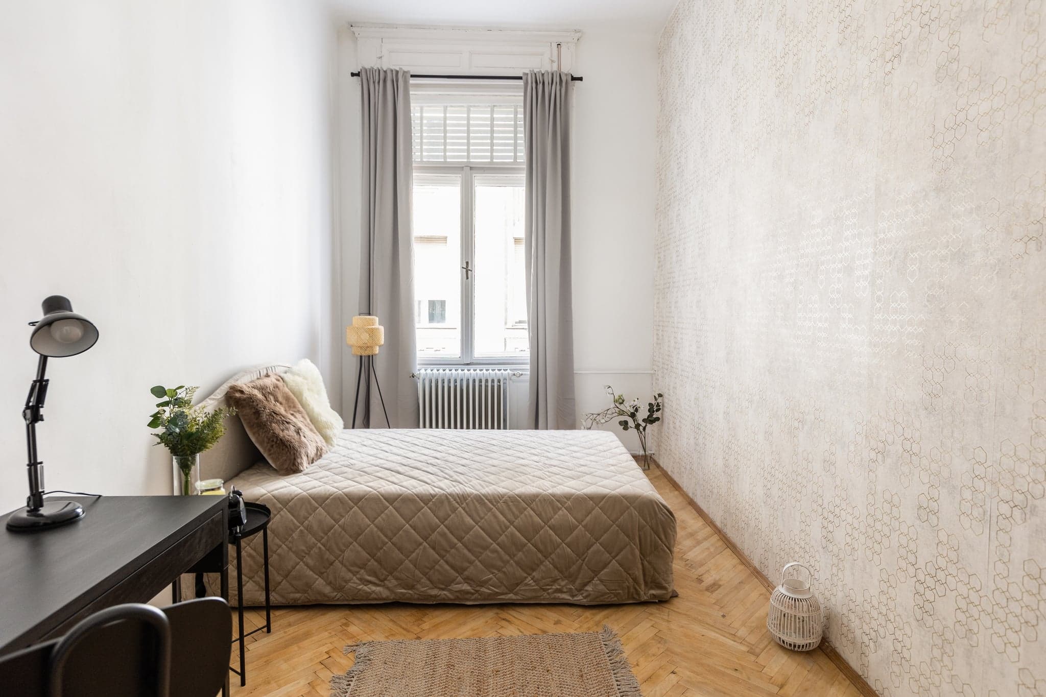 Large Private Room at Haris köz 3
