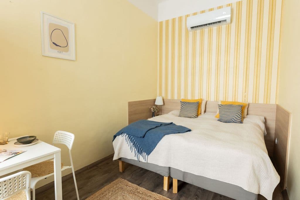 A room at Thököly út 6, image 1 of 4